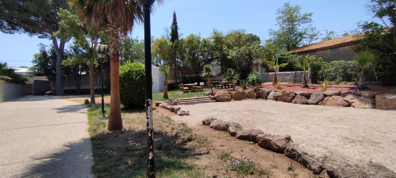 Hotel Camping Parc Des 7 Fonts à Agde Extérieur photo